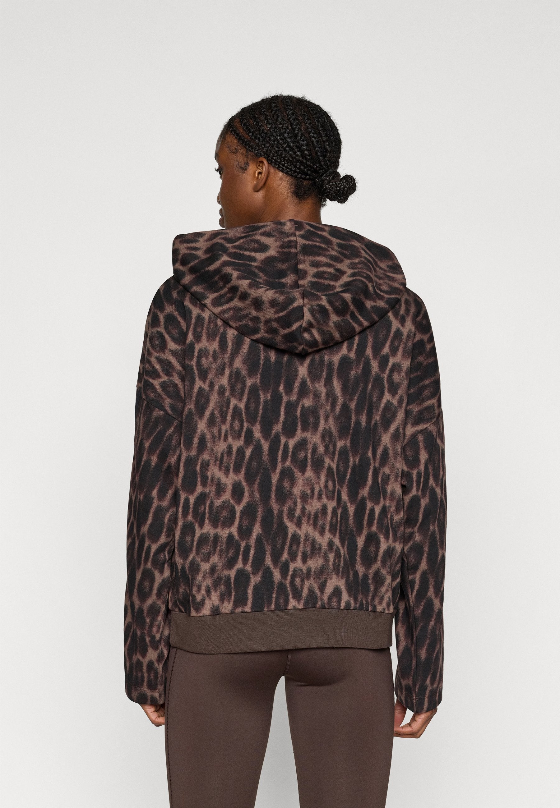 adidas Sportswear SEASONAL ESSENTIALS LEOPARD PRINT FRENCH TERRY WITH 3 STRIPES