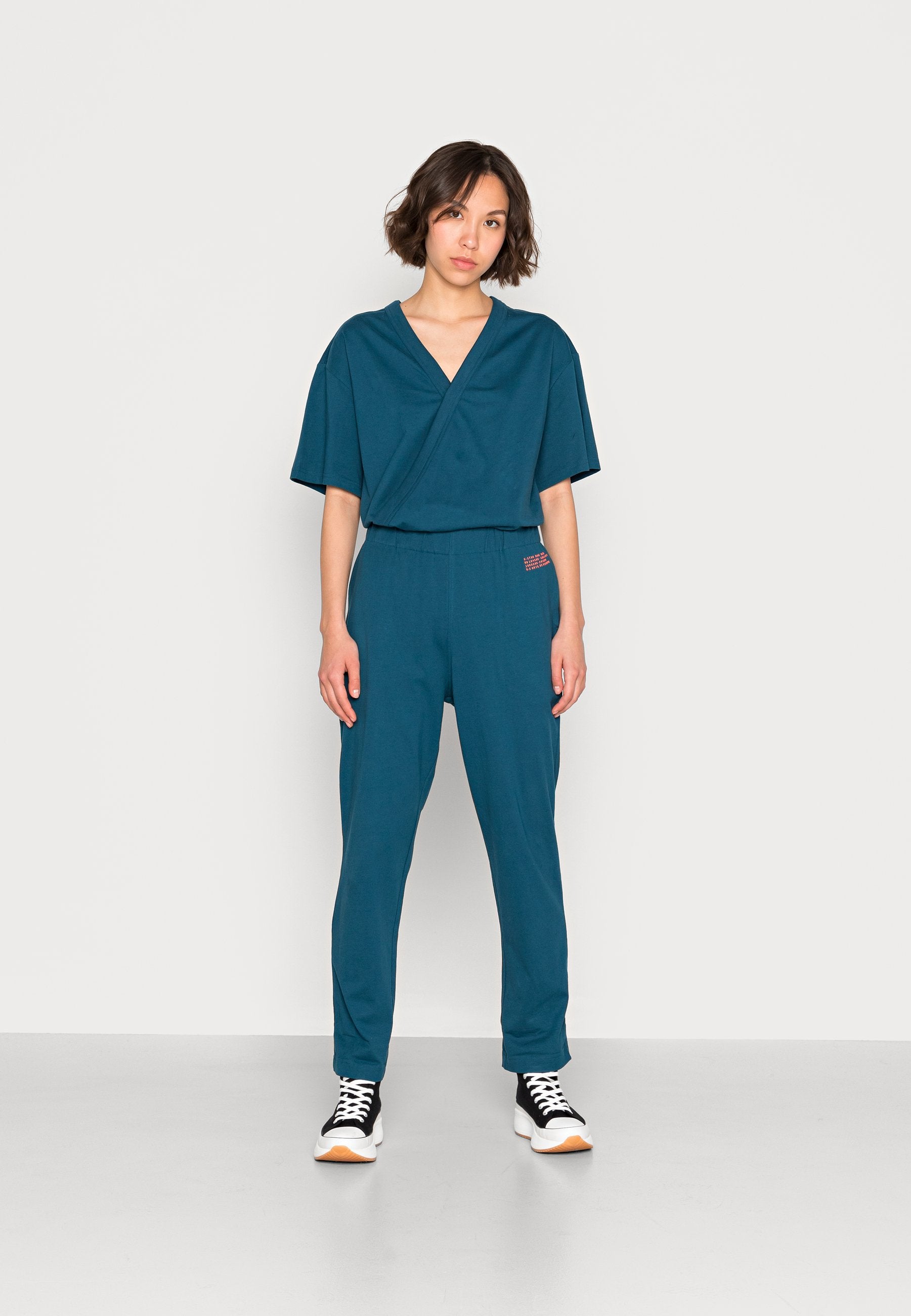 BOHDANA JUMPSUIT S\S Media 3