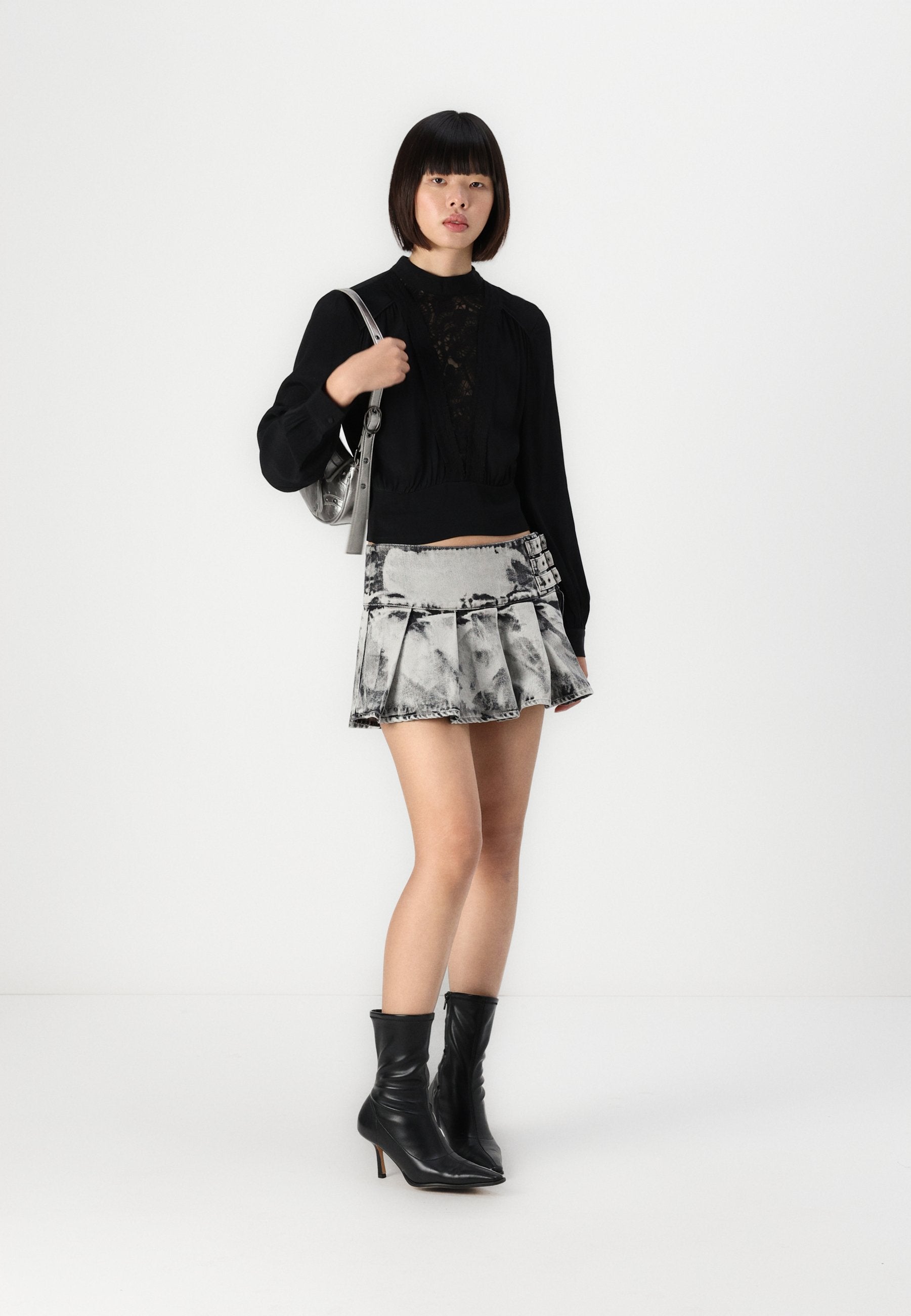 VILA VIFLARINA HIGH NECK