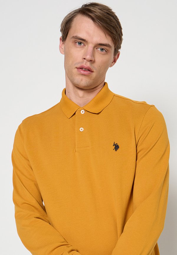 U.S. Polo Assn.