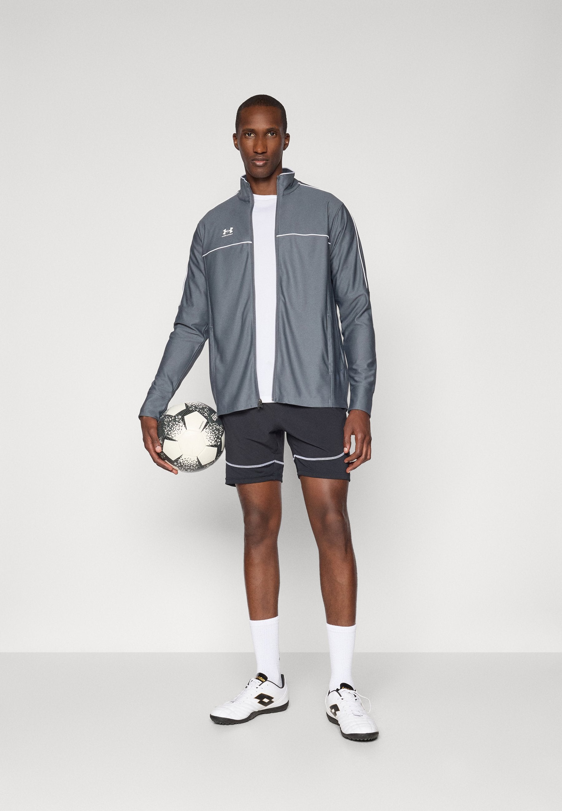 Under Armour CHALLENGER