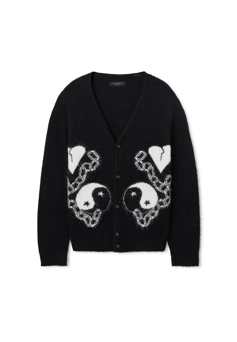 Schwarzer, flauschiger Cardigan mit vorderen Knöpfen, der auf der Vorderseite weiße Yin-Yang-Symbole, zerbrochene Herzen und Kettenmuster zeigt.