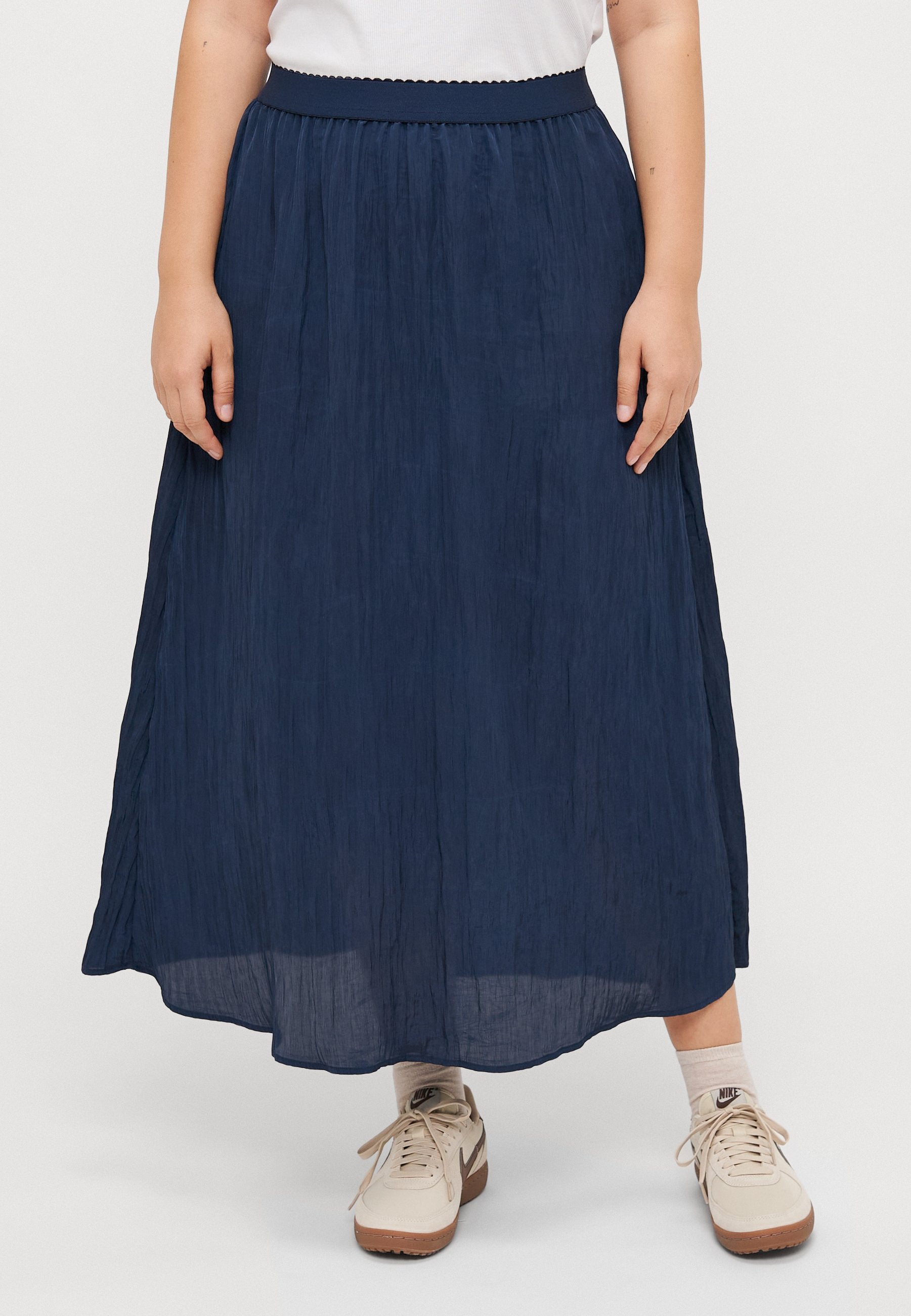 CARJUNNA SKIRT Media 3