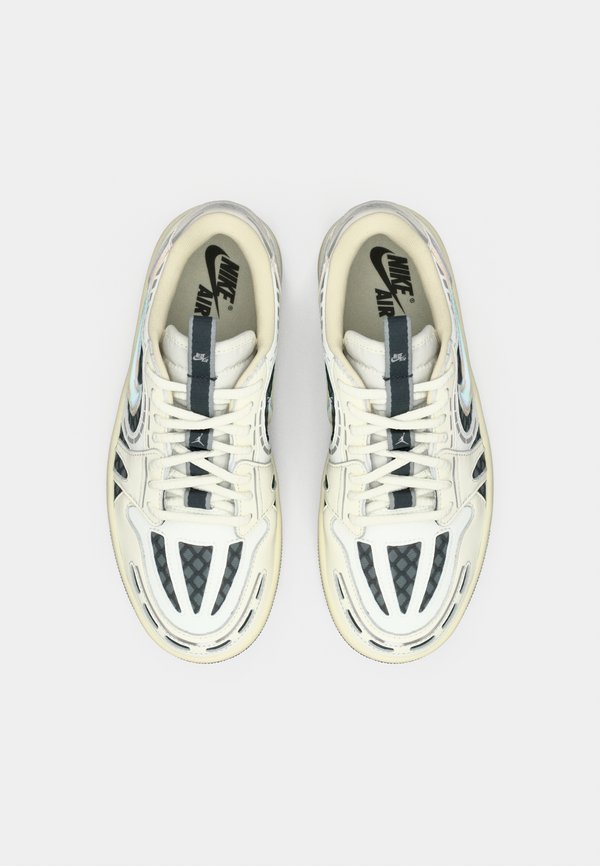 Jordan AIR JORDAN 1 LOW METHOD OF MAKE