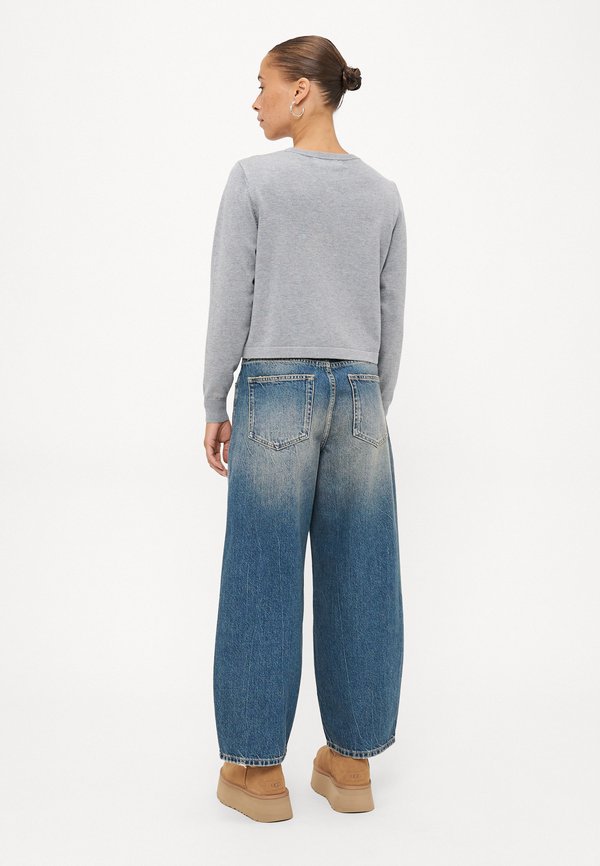 Vero Moda Petite VMSILJE O NECK SHORT