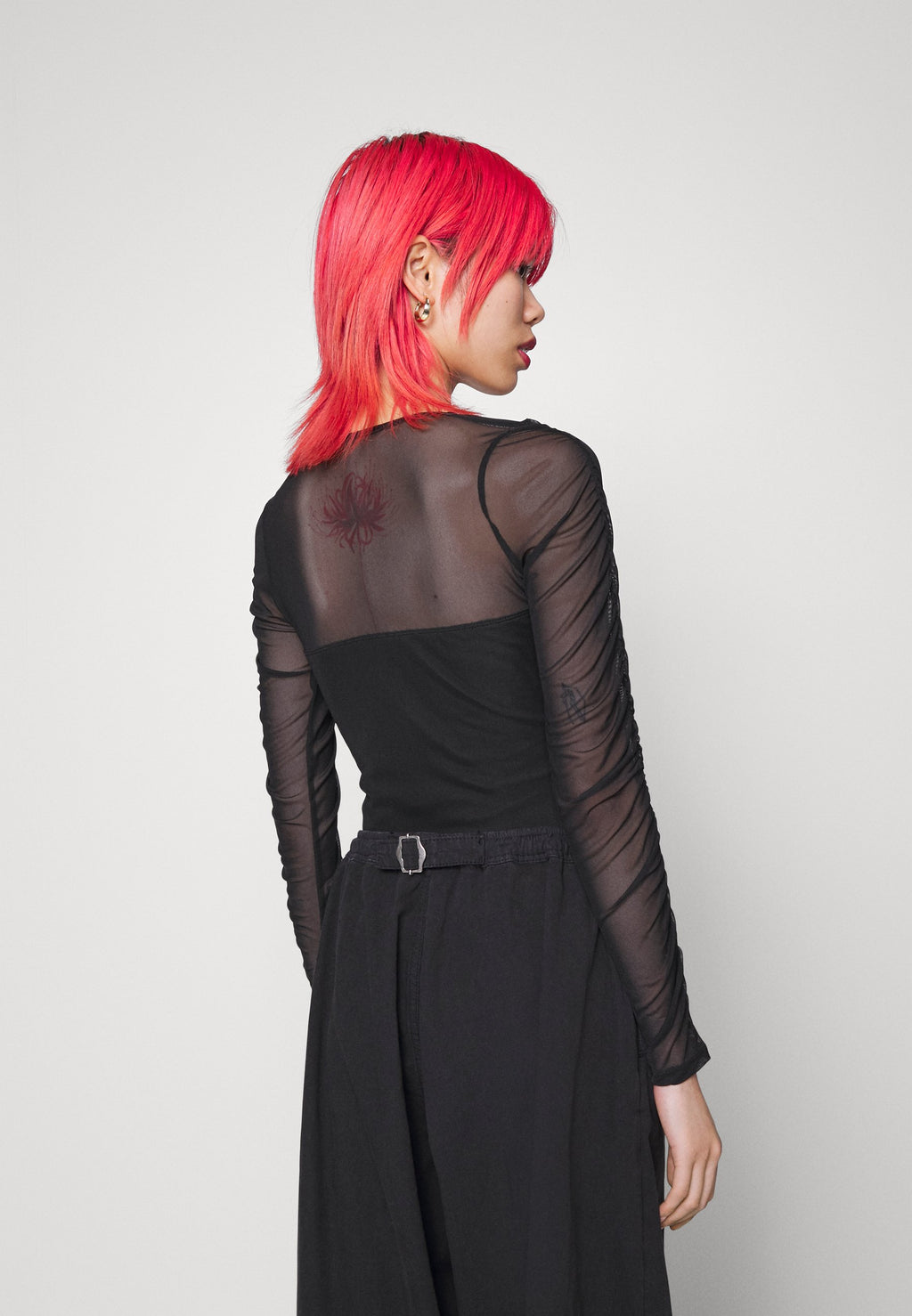 Hollister Co. SLEEVES SEAMED