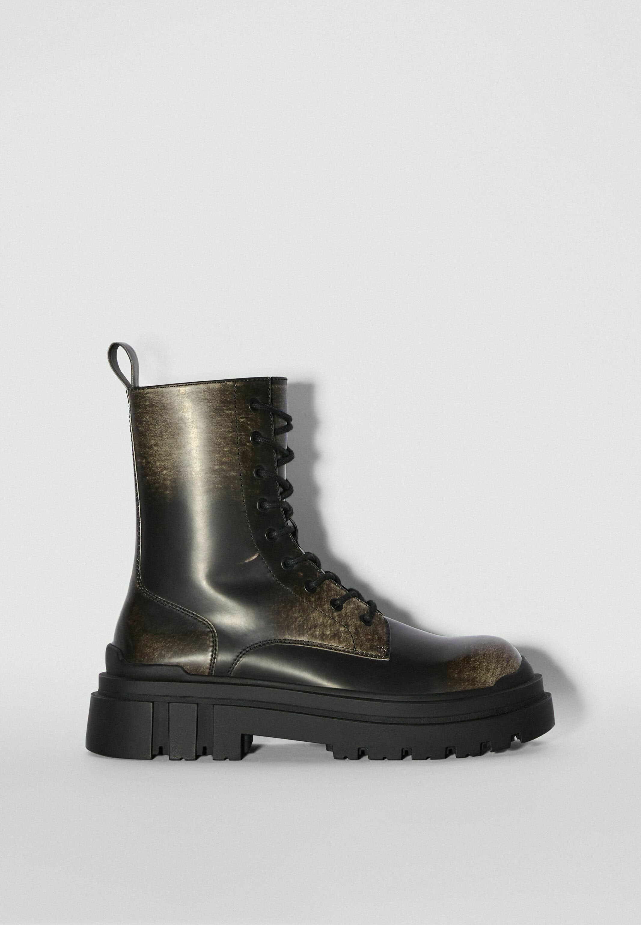 Bershka TRACK
