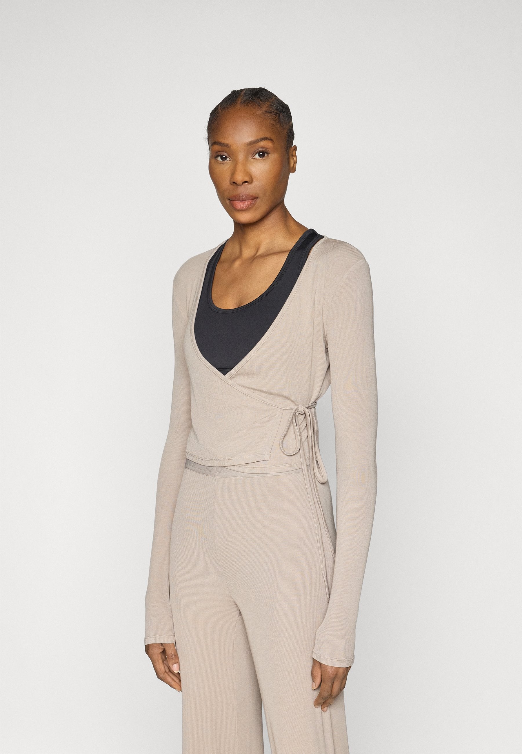 Even&Odd active LONG SLEEVE RIBBED WRAP TOP