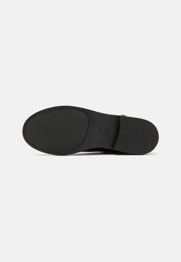 MICHAEL Michael Kors ABIGAIL FLAT BOOTIE