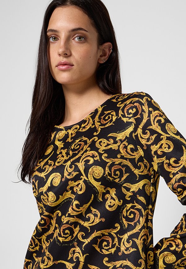 Versace Jeans Couture