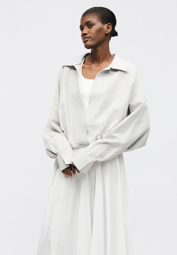 Norma Kamali SUPER OVERSIZED BOYFRIEND