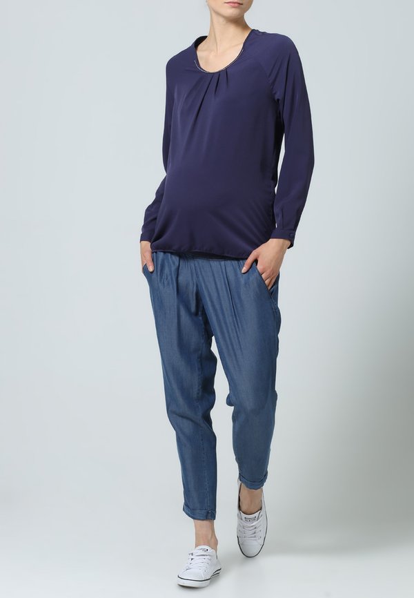 Esprit Maternity
