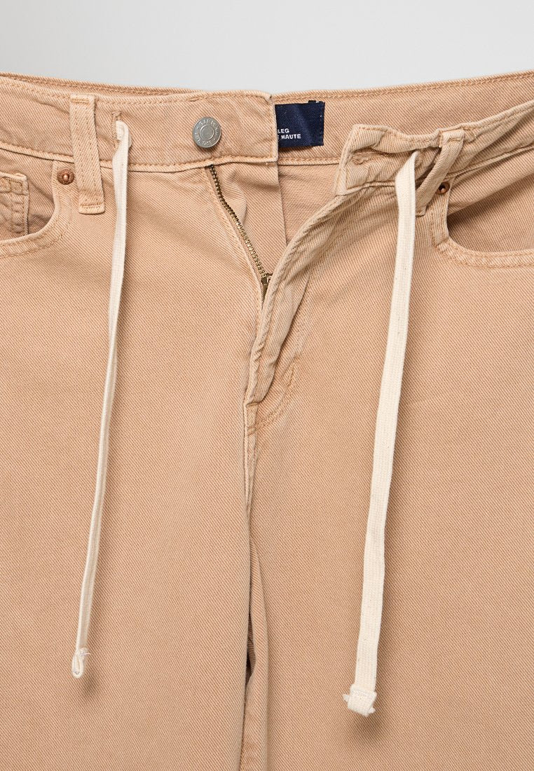 GAP NEW SAND