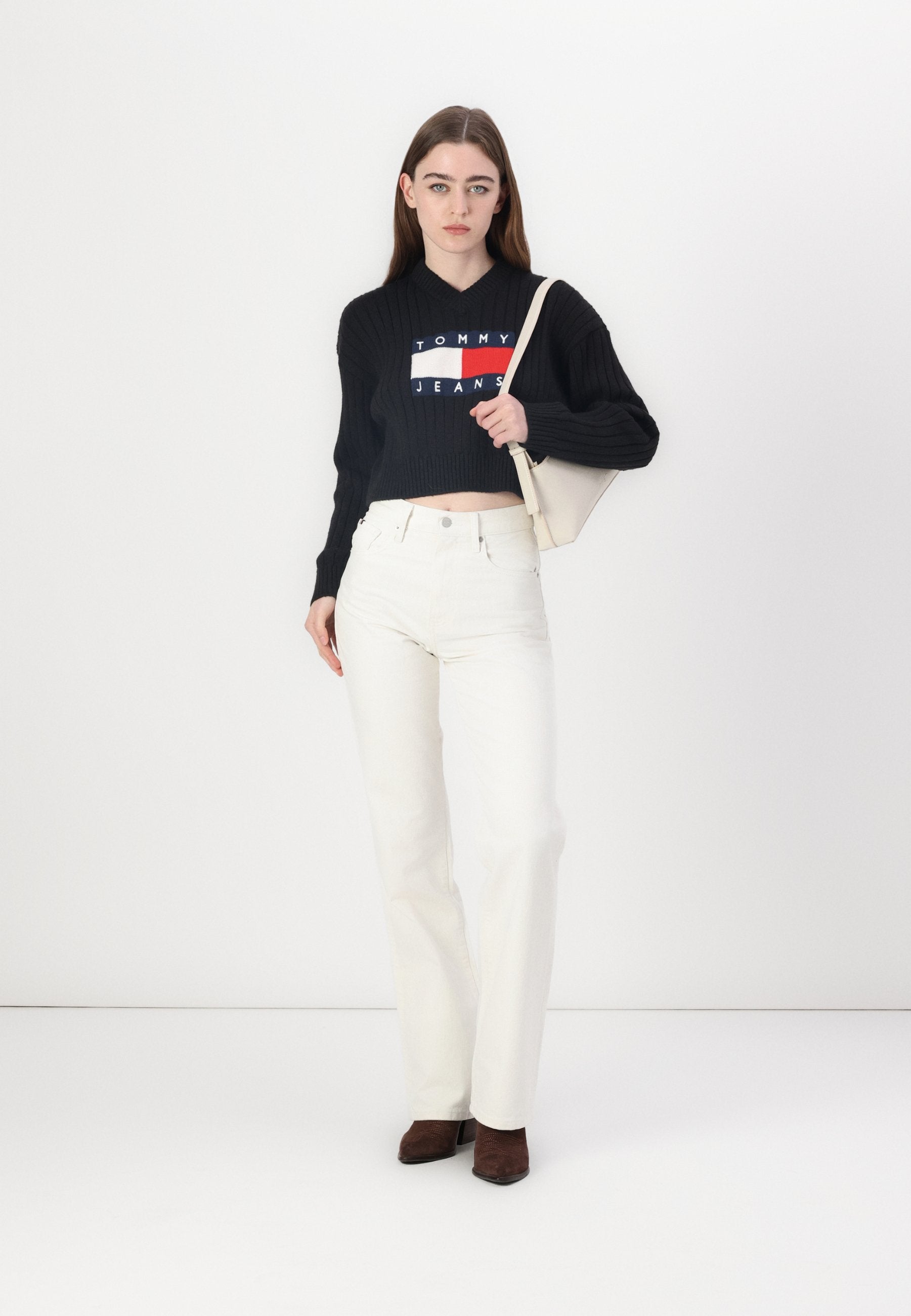 RELAXED BOOTCUT  Media 2
