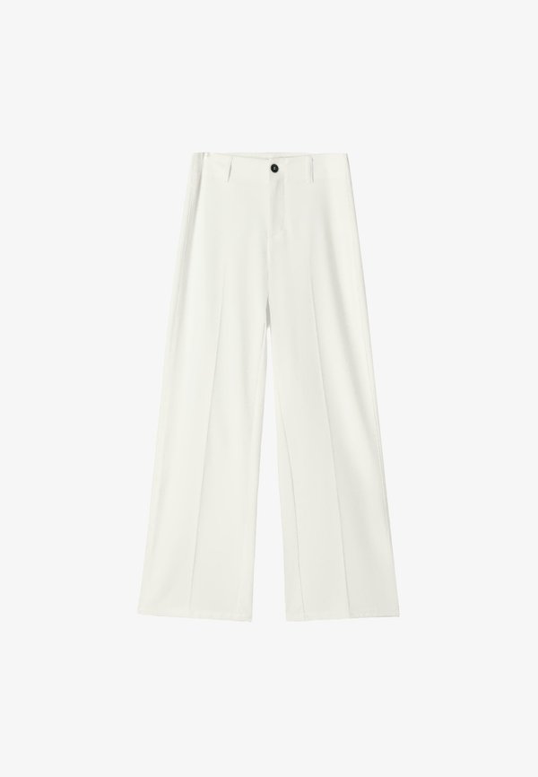 Bershka Trousers - white