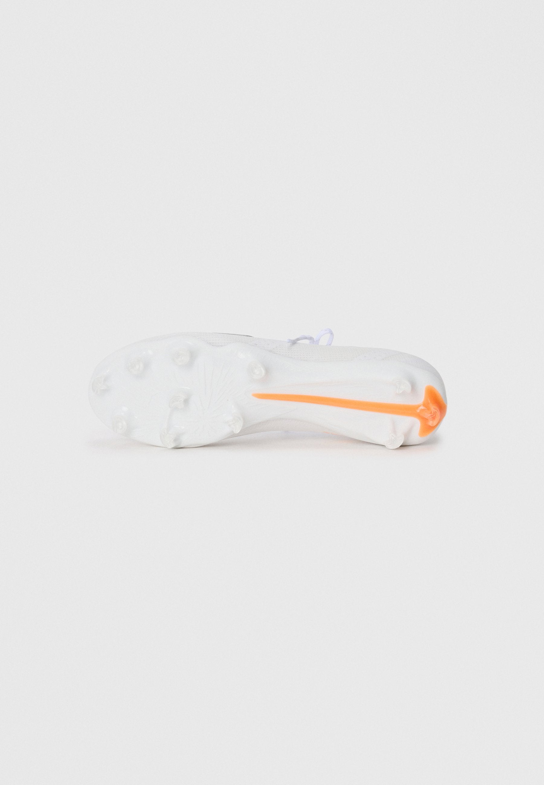 Puma ULTRA 6 PRO