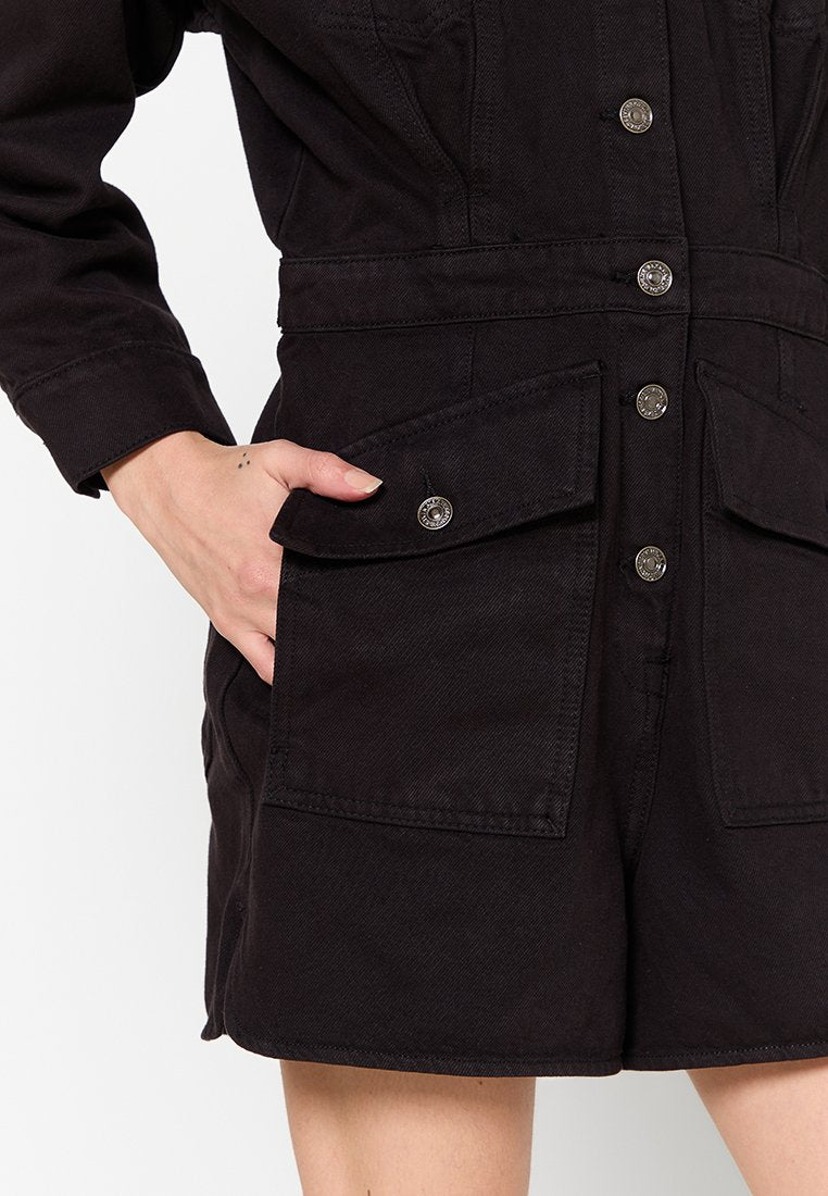 7 for all mankind