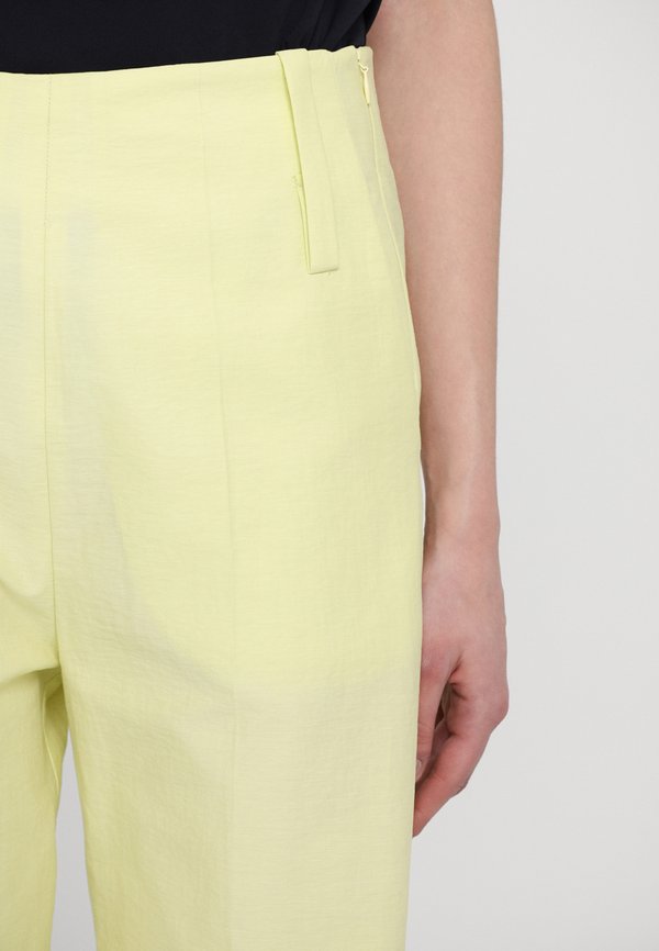 AERON CHIP PANTS