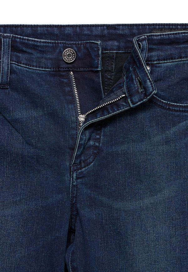 Armani Exchange