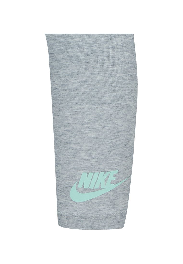 Nike Sportswear SET