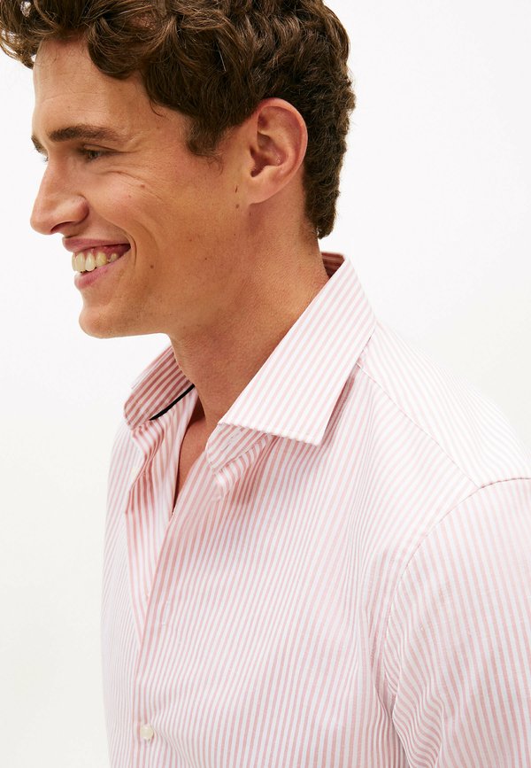 Tommy Hilfiger SMART CASUAL FLEX STRIPE