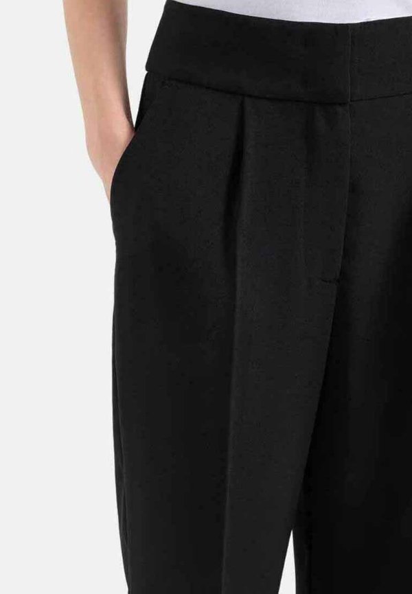 Armani Exchange