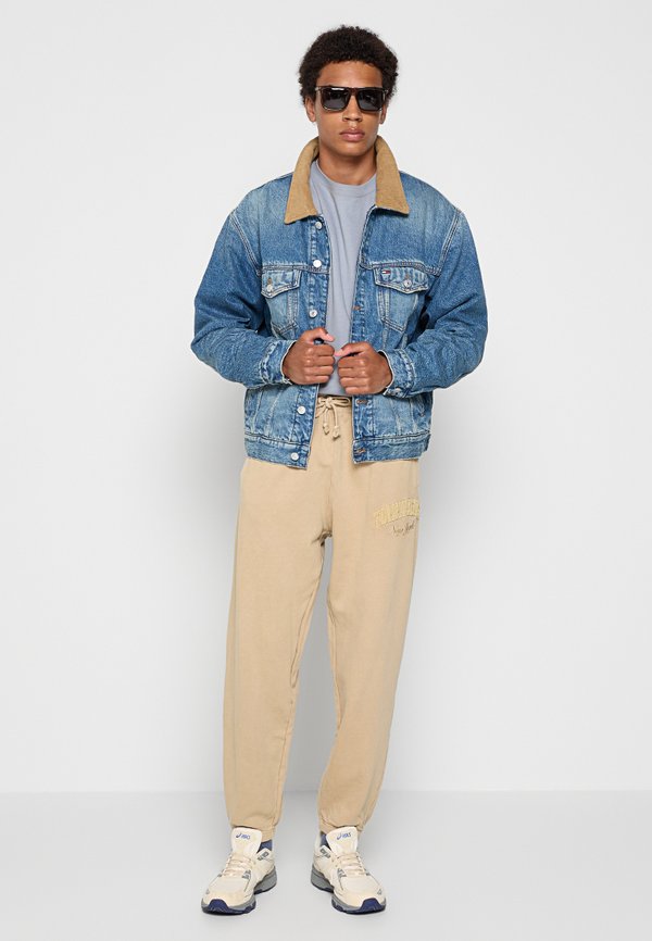 Tommy Jeans