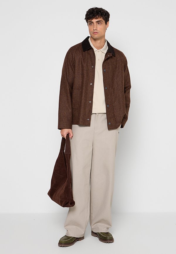 Barbour International TRACKER