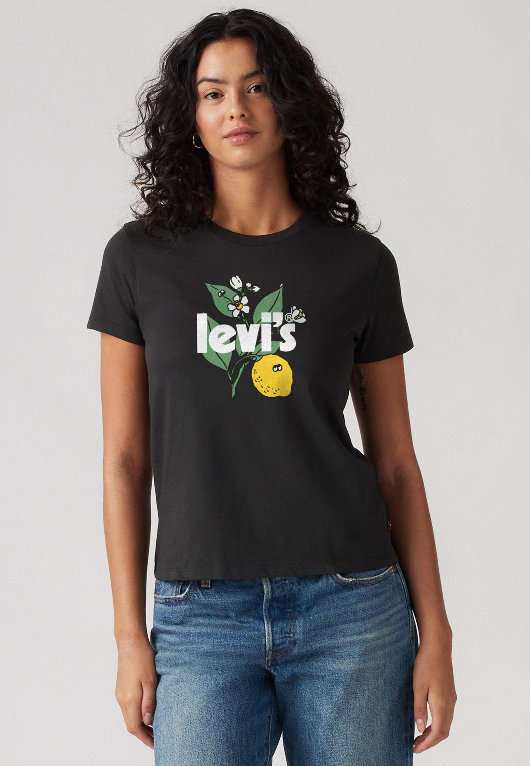 Levi's®