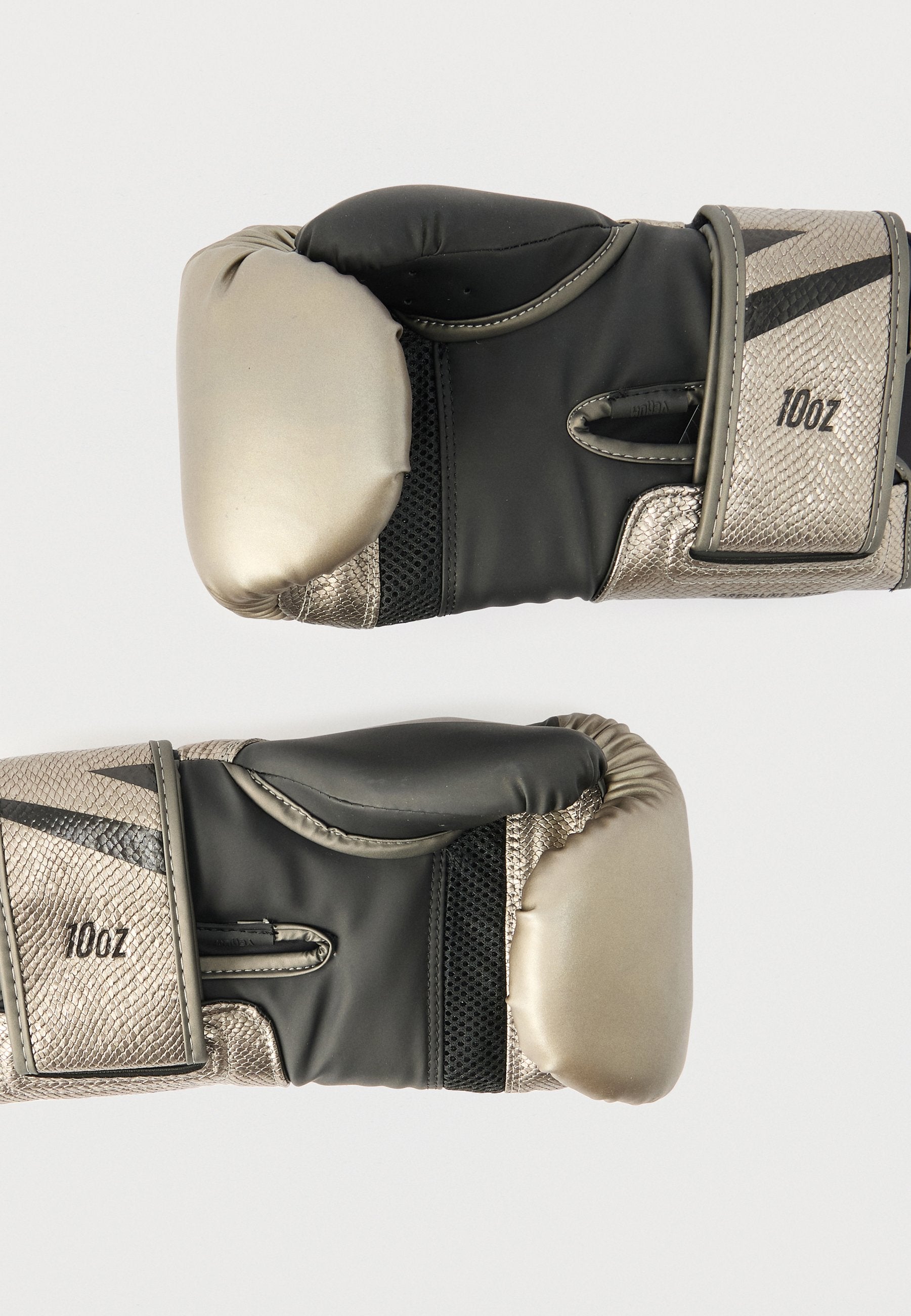 Venum CHALLENGER BOXING GLOVES