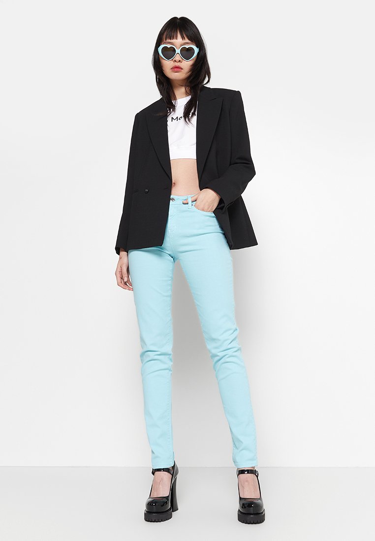 Love Moschino