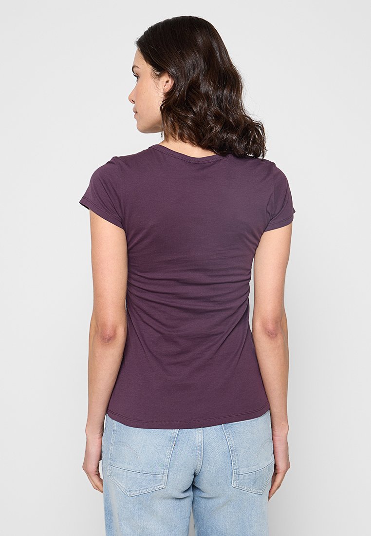 SLIM FIT 2 PACK Media 3