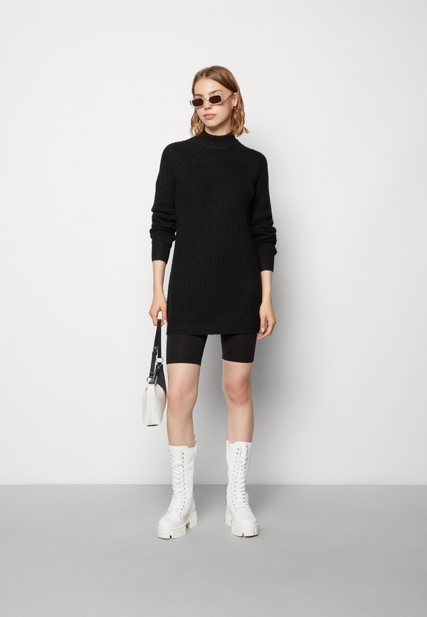 Even&Odd PERKIN AUSSCHNITT MINI RIPP STRICKKLEID