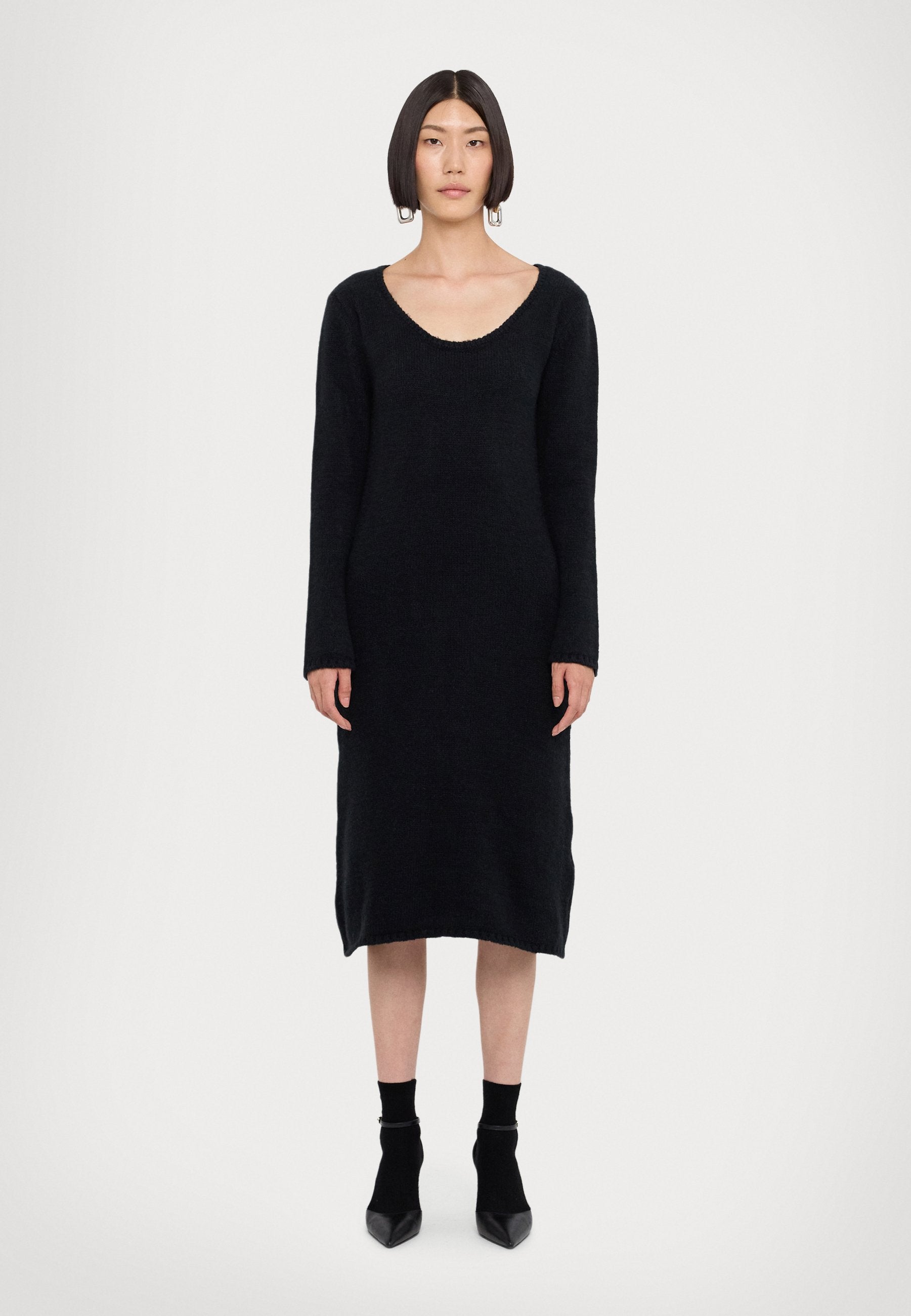 STUDIO ID DRESS