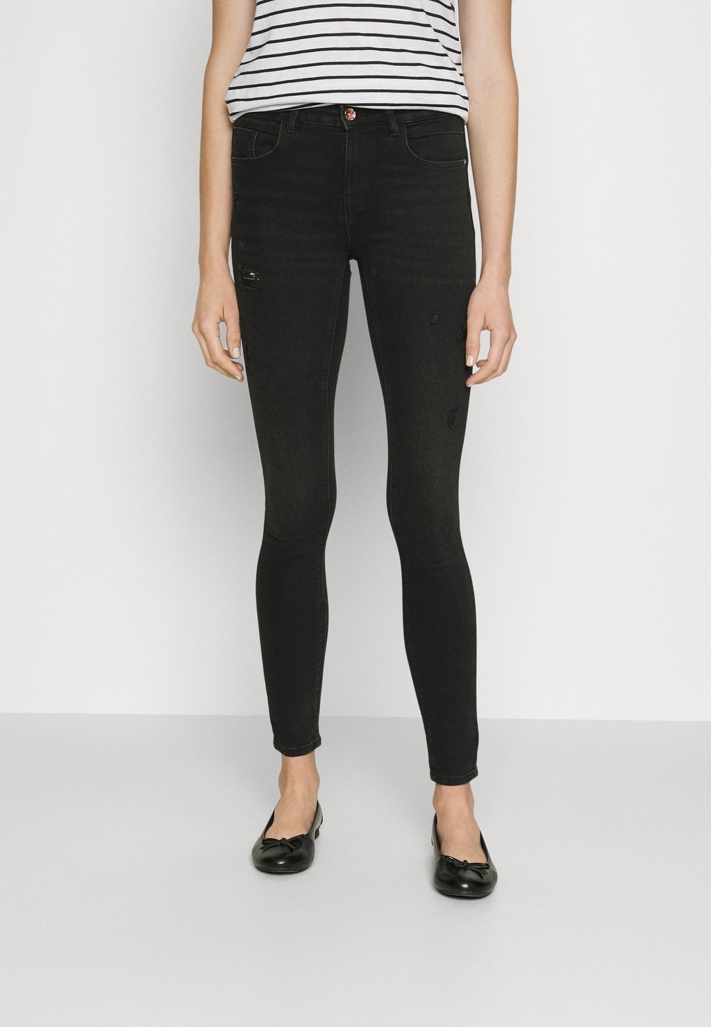 ONLDAISY PUSH UP  Media 3