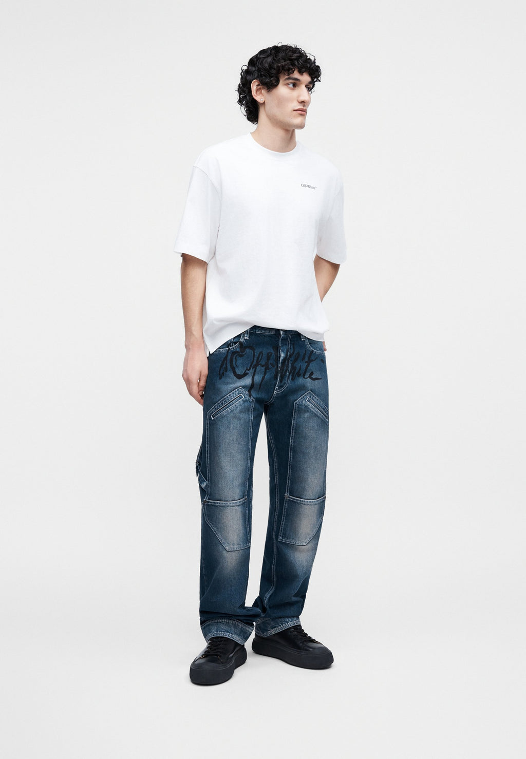 OFF-WHITE