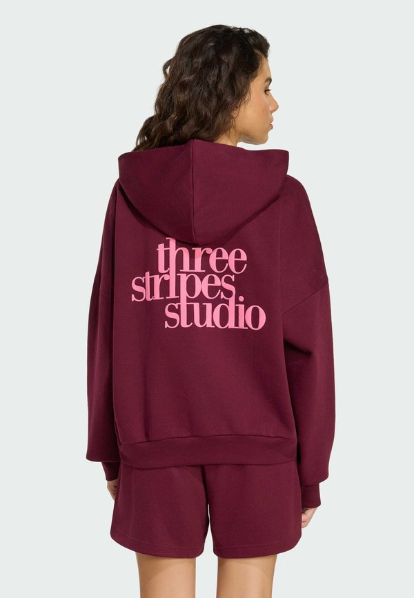 adidas Sportswear 3 STRIPES STUDIO  - Hoodie - maroon