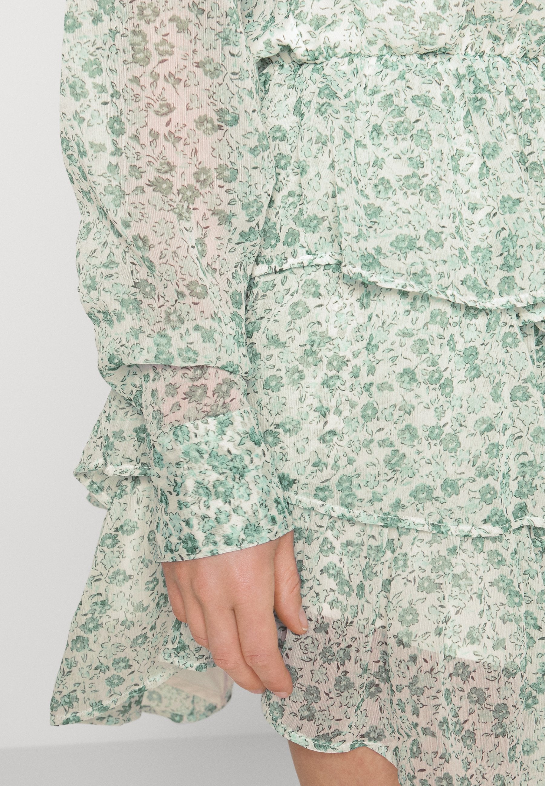 Gina Tricot Petite MIRR DRESS