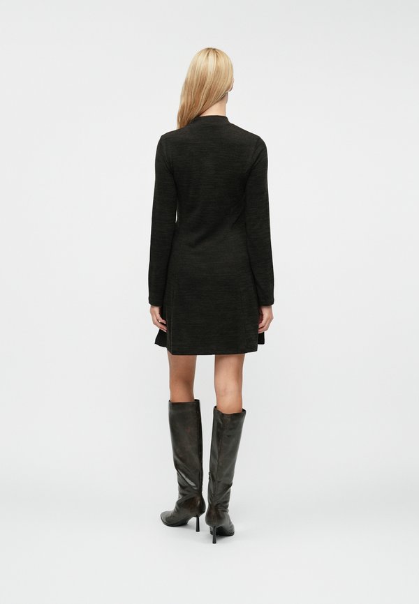 Vero Moda VMMARRI MOCKNECK SHORT DRESS