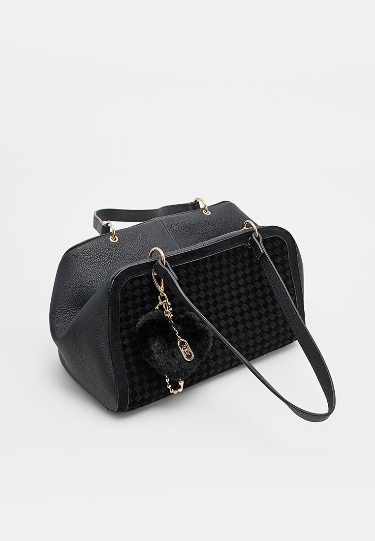 Dune London DECISIVELY