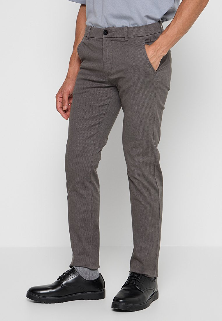 SLIM FIT Media 2