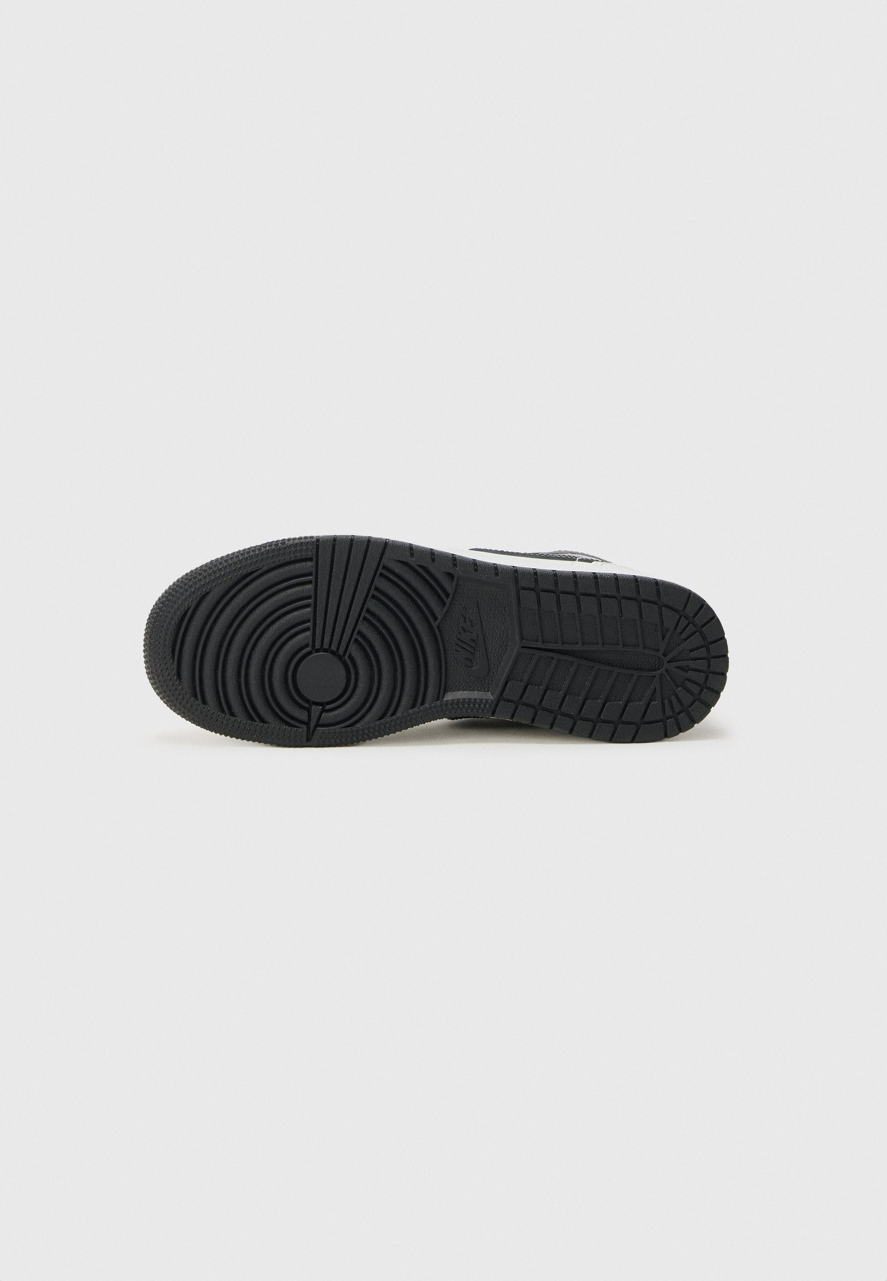 Jordan AIR JORDAN 1 MID UNISEX