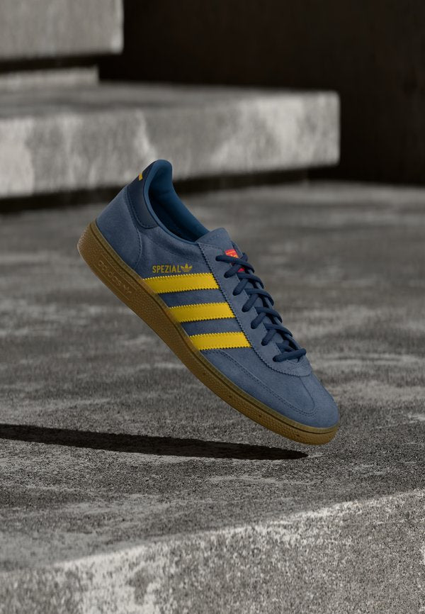 adidas Originals HANDBALL SPEZIAL ARSENAL FC SHOES - Trainers - preloved ink/hazy yellow/collegiate navy