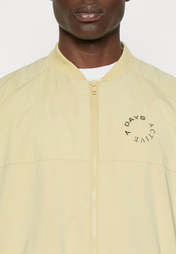 7 DAYS Active WARM UP JACKET
