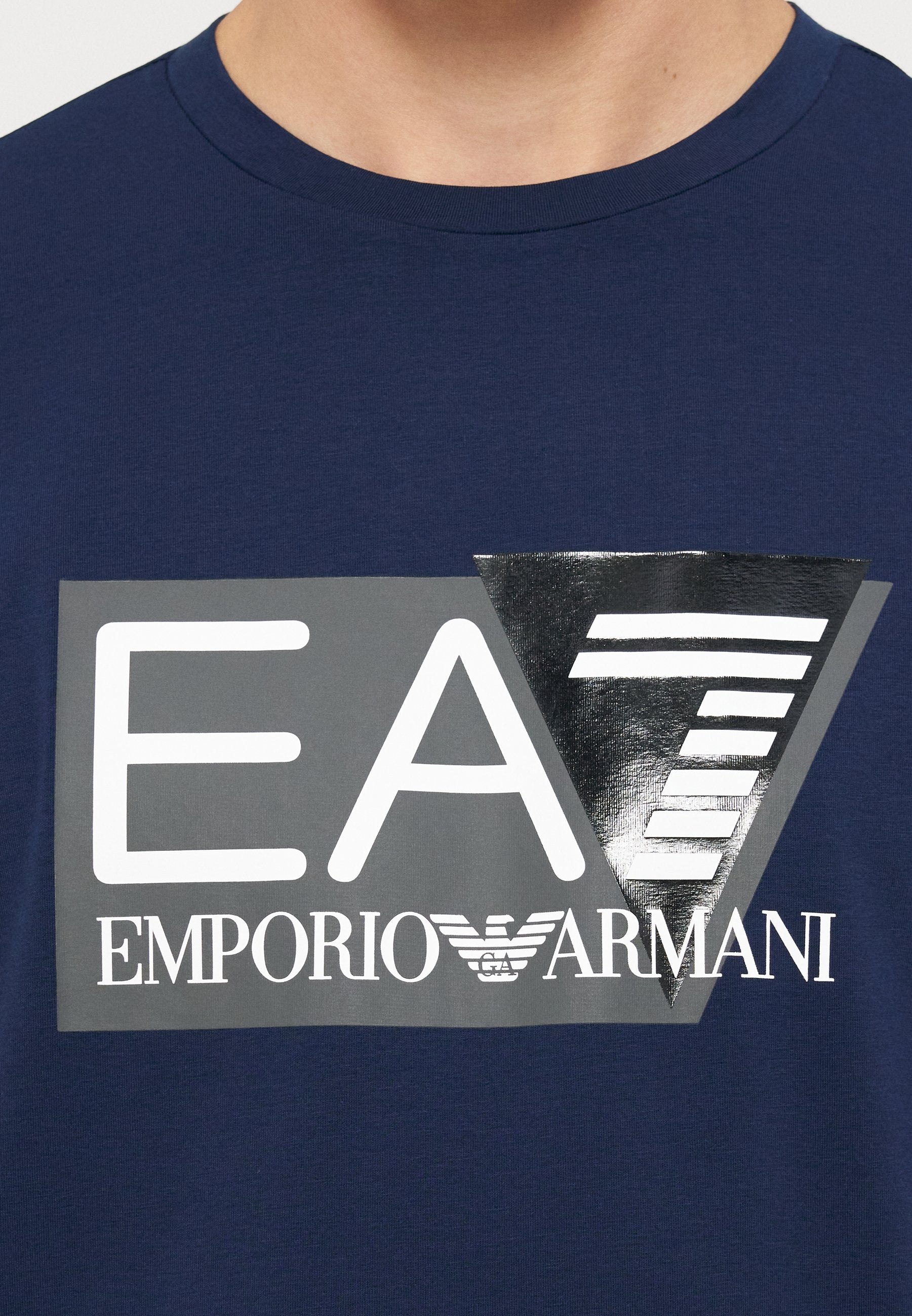 EA7 Emporio Armani Langarmshirt Media 7