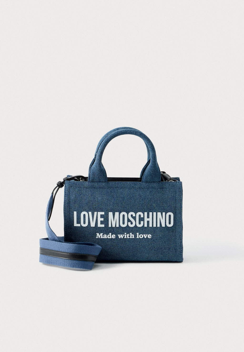 Love Moschino SIGNATURE