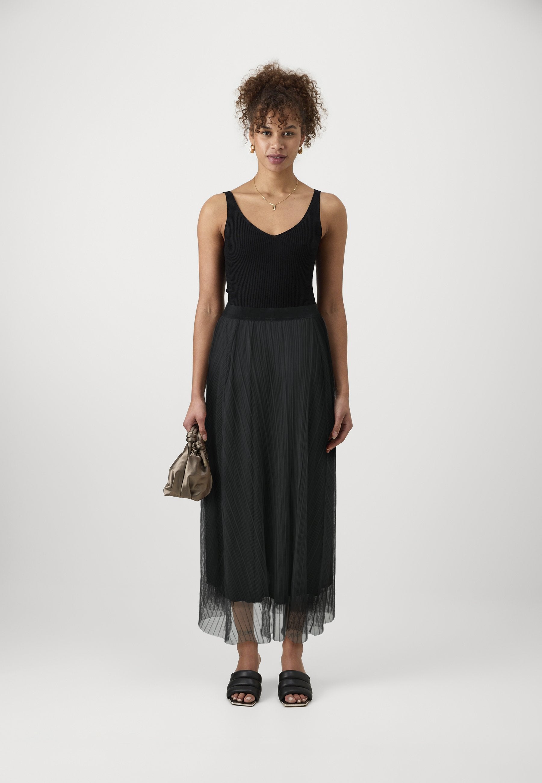 ONLLAVINA SKIRT Media 2