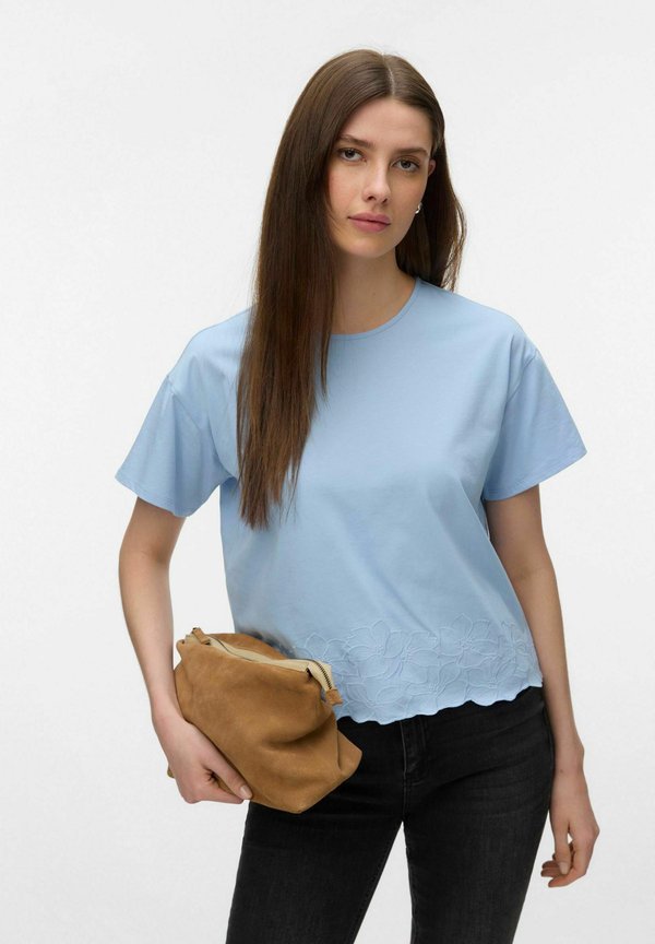 Vero Moda VMNOAH - Print T-shirt - cashmere blue