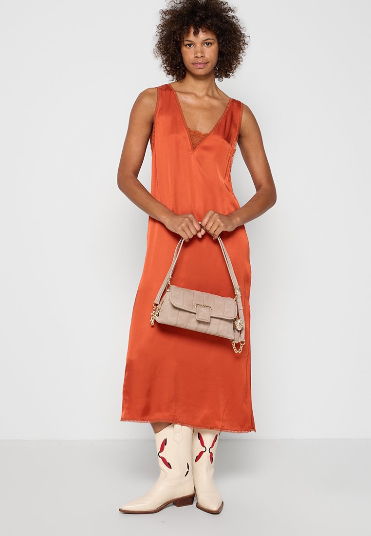 Dune London CHELSEA