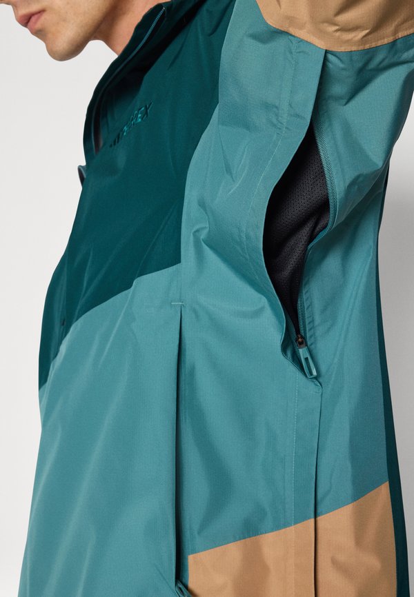 adidas Terrex ANORAK